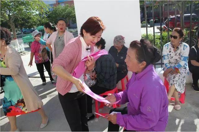 河北高碑店:重建不忘恩情 “饺子宴”里表谢意